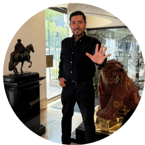 Dr.H.M. Javier Bradley
